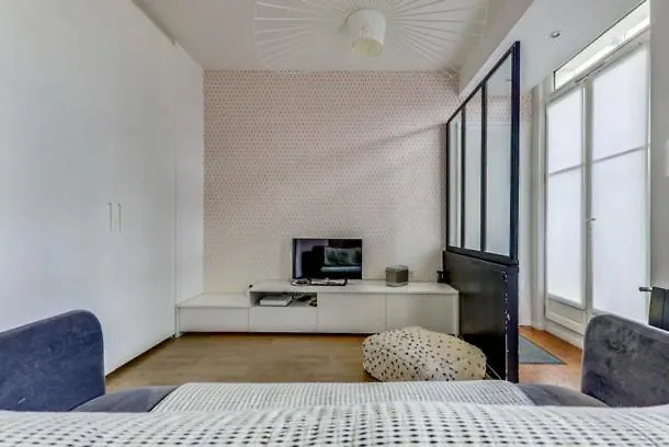 La Douce Nuit - Moderne - Elegant - Renove Apartment Paris